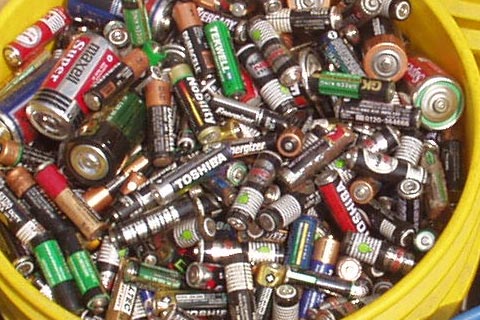 [洋关帝收废弃废铅酸电池]圣润铁锂电池回收-专业回收三元锂电池